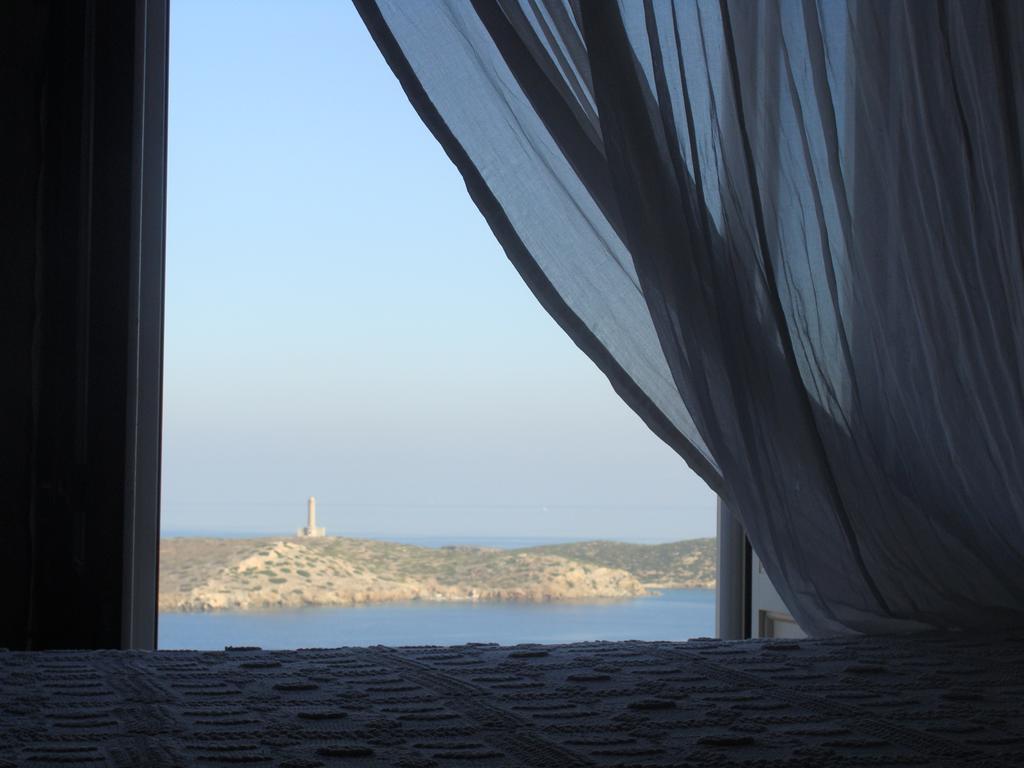 Villa Zen Dans Le Bleu Ermoupoli Esterno foto